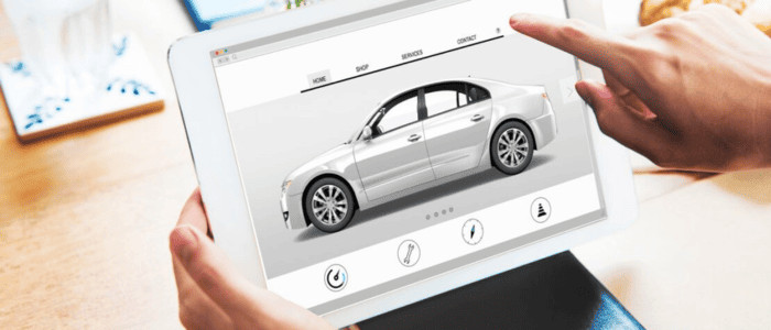 tablette avec la photo d'une voiture